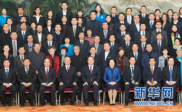 11月4日，中国宋庆龄基金会第七届理事会第一次会议在北京召开。中共中央政治局常委、全国政协主席俞正声会见全体会议代表并发表重要讲话。