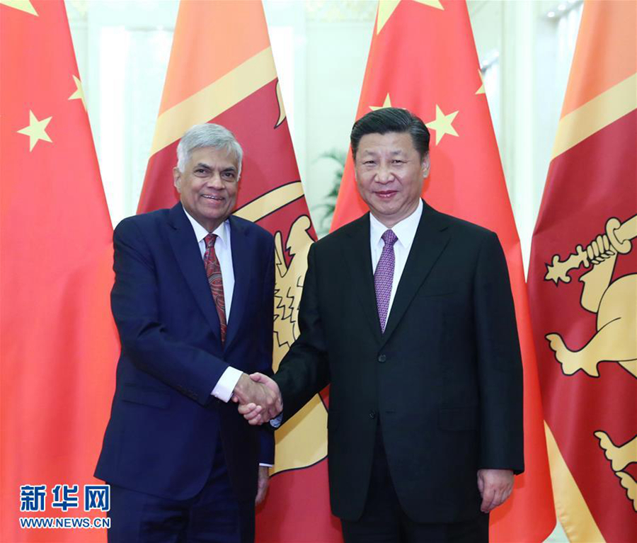 5月16日，国家主席习近平在北京人民大会堂会见来华出席“一带一路”国际合作高峰论坛的斯里兰卡总理维克勒马辛哈。
