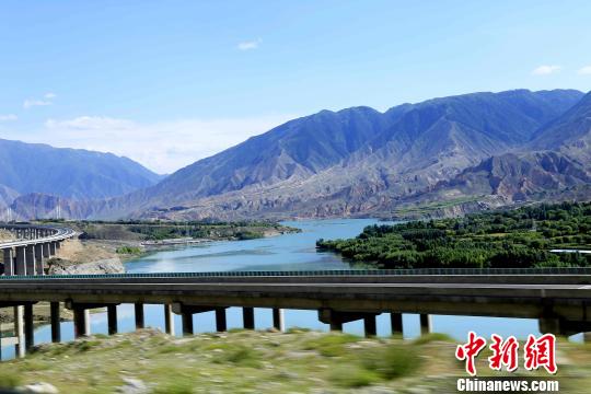 青海黄南推“河湖长制+”：确保一江清水向东流