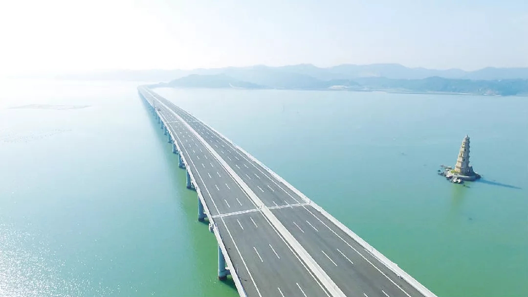 历时三年 漳州境内最长跨海大桥 漳州沿海大通道 漳江湾特大桥昨日