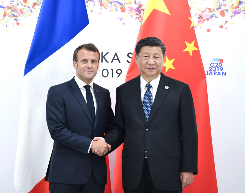 6月29日，国家主席习近平在大阪会见法国总统马克龙。 新华社记者 燕雁 摄