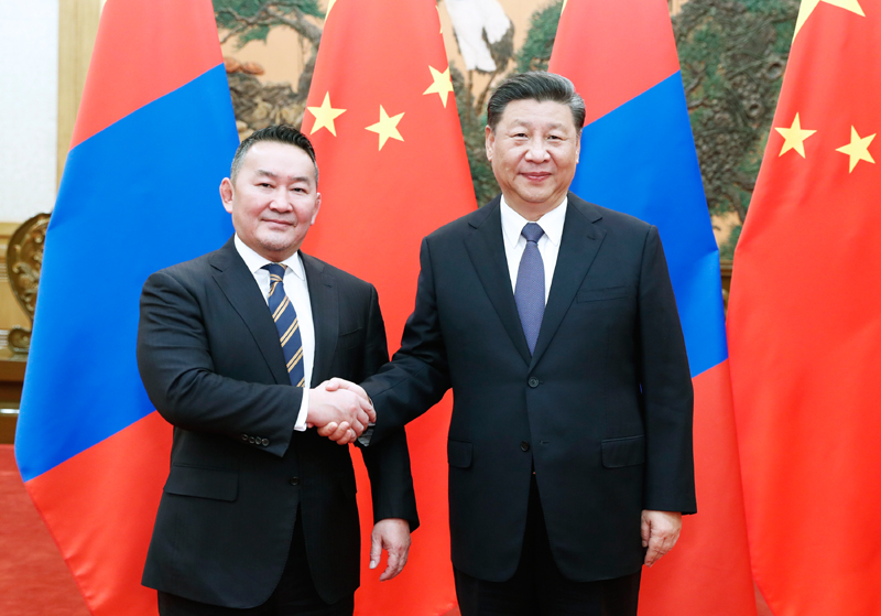2月27日，国家主席习近平在北京人民大会堂同蒙古国总统巴特图勒嘎会谈。