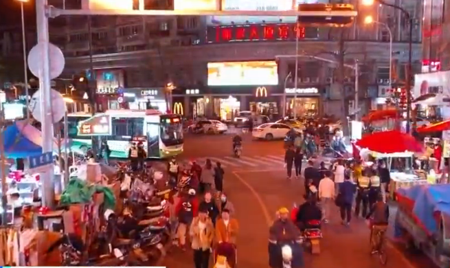 夜市@浙江各地夜市陆续开张 线下线上双模式经营为传统夜市注入新活力