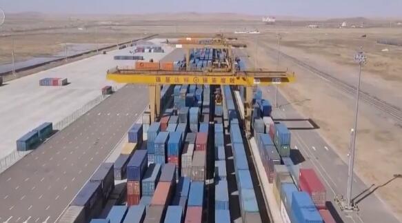 中国制造满洲里铁路口岸中欧班列共发运“中国制造”小汽车近2000辆