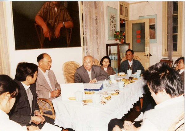 1990年10月，张建珍、钱筱璋与安徽芜湖文化局就联合摄制党史人物传记片《阿英》达成协议。