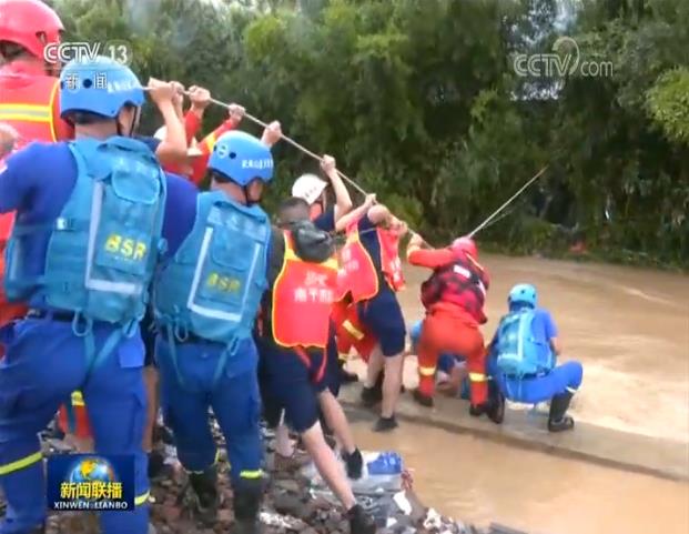 洪水|新闻特写：洪水中的生命救援