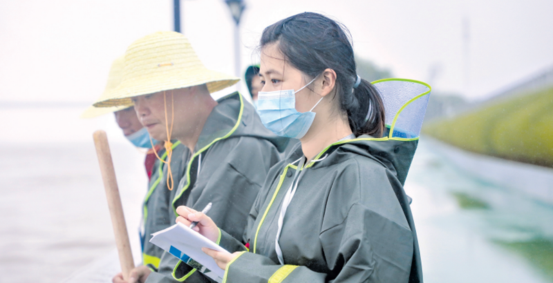 8点见|【8点见】6万粉丝“大V”直播大闹医院，护士请出440万粉丝的医生一起直播，结果……