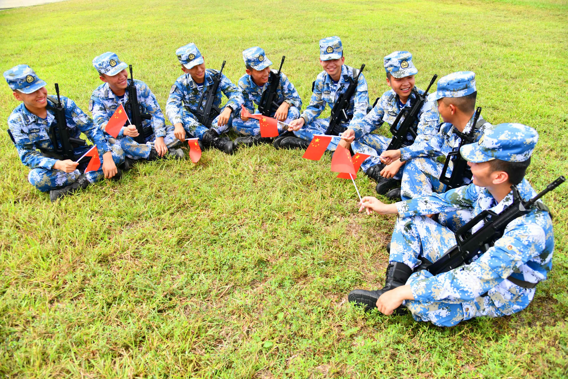 南部战区|南部战区海军航空兵：我爱你，中国！