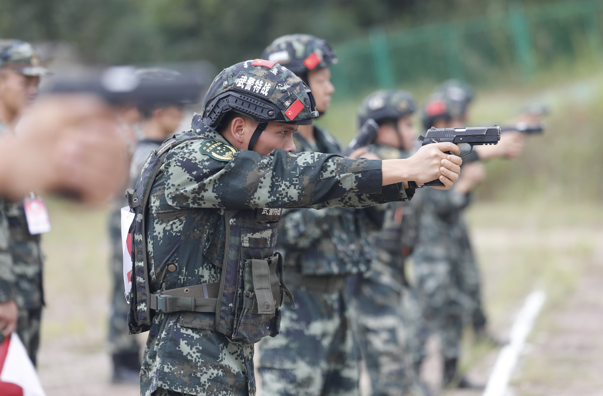 武警|武警广西总队钦州支队：百名训练尖子角逐训练场