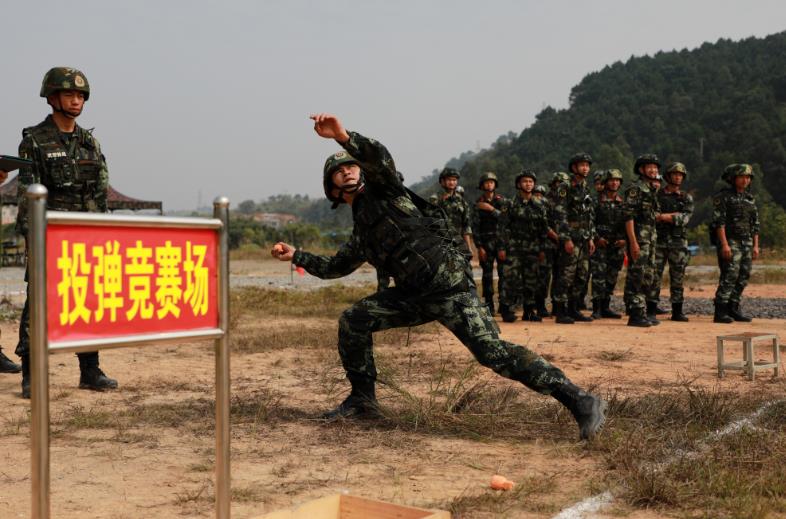 直击现场|直击现场，梧州武警“五大技术”比武激战正酣