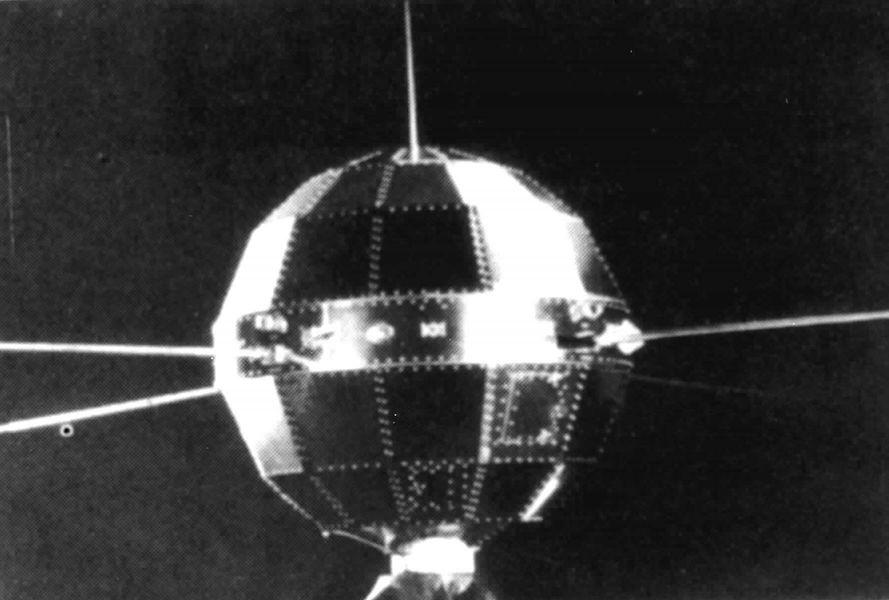 1970年4月24日，我国用“长征一号”运载火箭成功发射第一颗人造卫星“东方红一号”。新华社图片
