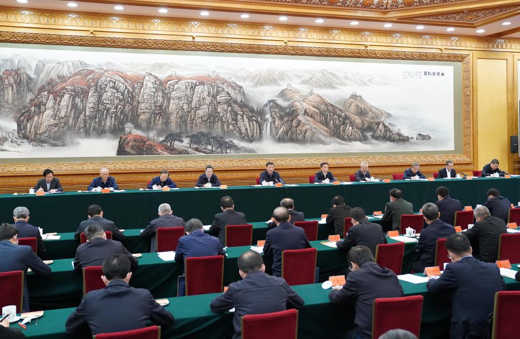  　　11月19日，中共中央總書記、國家主席、中央軍委主席習近平在北京出席第三次“一帶一路”建設座談會并發表重要講話。 新華社記者 申宏 攝