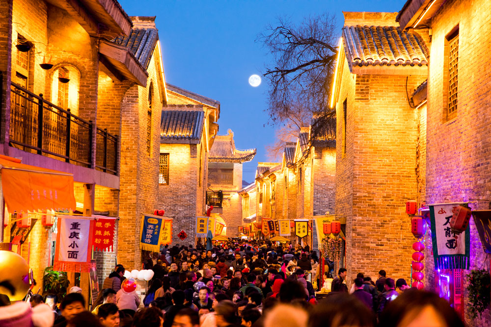 大陽(yáng)夜色 楊小秋攝