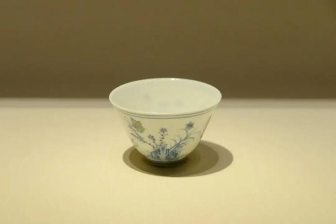 明成化 斗彩三秋杯