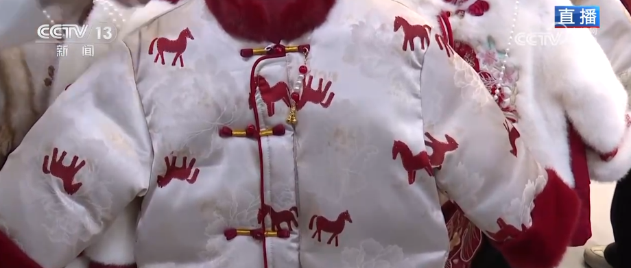 上海眼耳鼻喉科医院黄牛代挂号电话票贩子号贩子网上预约挂号,住院检查加快,国潮点亮“年经济”服装消费热力足 “新中式”走俏马年主题配饰热销