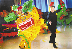 金溪手摇狮登上央视舞台