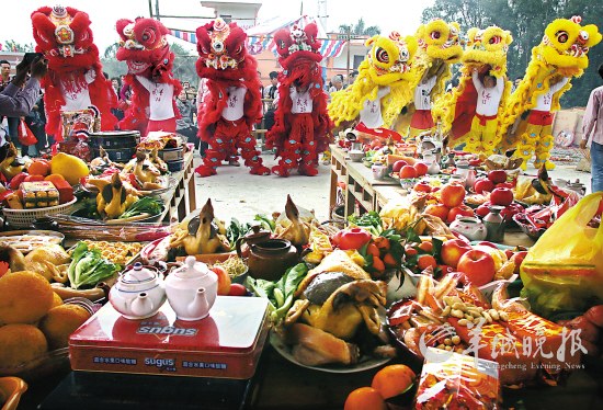 粤西年例唱大戏人神对话赋新年