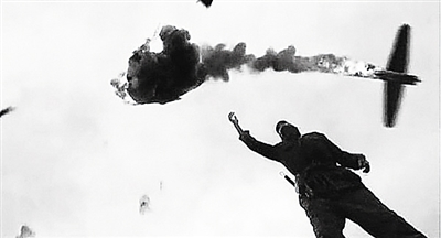 对过度娱乐化的抗战剧不发证