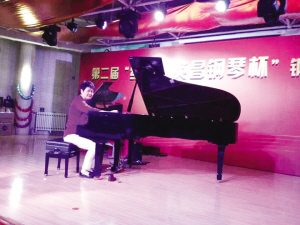 调音师培训学校_钢琴调音师月收入