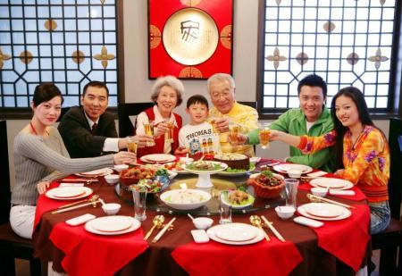 With Christmas and New Year's behind us, many people are beginning to think about plans for next month's Spring Festival. But one long-held tradition, a new year's eve dinner with family, could be in for a big change this year, with many opting for a lunch instead.