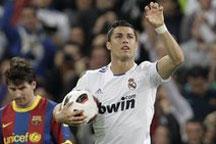 Barcelona draw 1-1 with 10-man Real