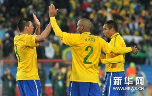 全天综合:"橙色风暴"晋级八强 五星巴西闪亮晋级_新闻台_中国网络电视