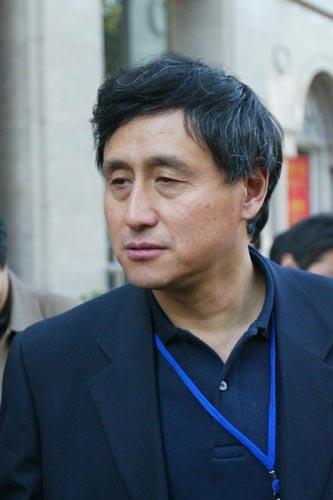 张路:爱足球,爱解说,不爱高调