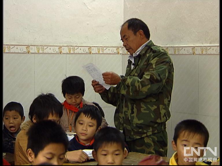 《流行无限》预告:邓卫星和他的900多个孩子