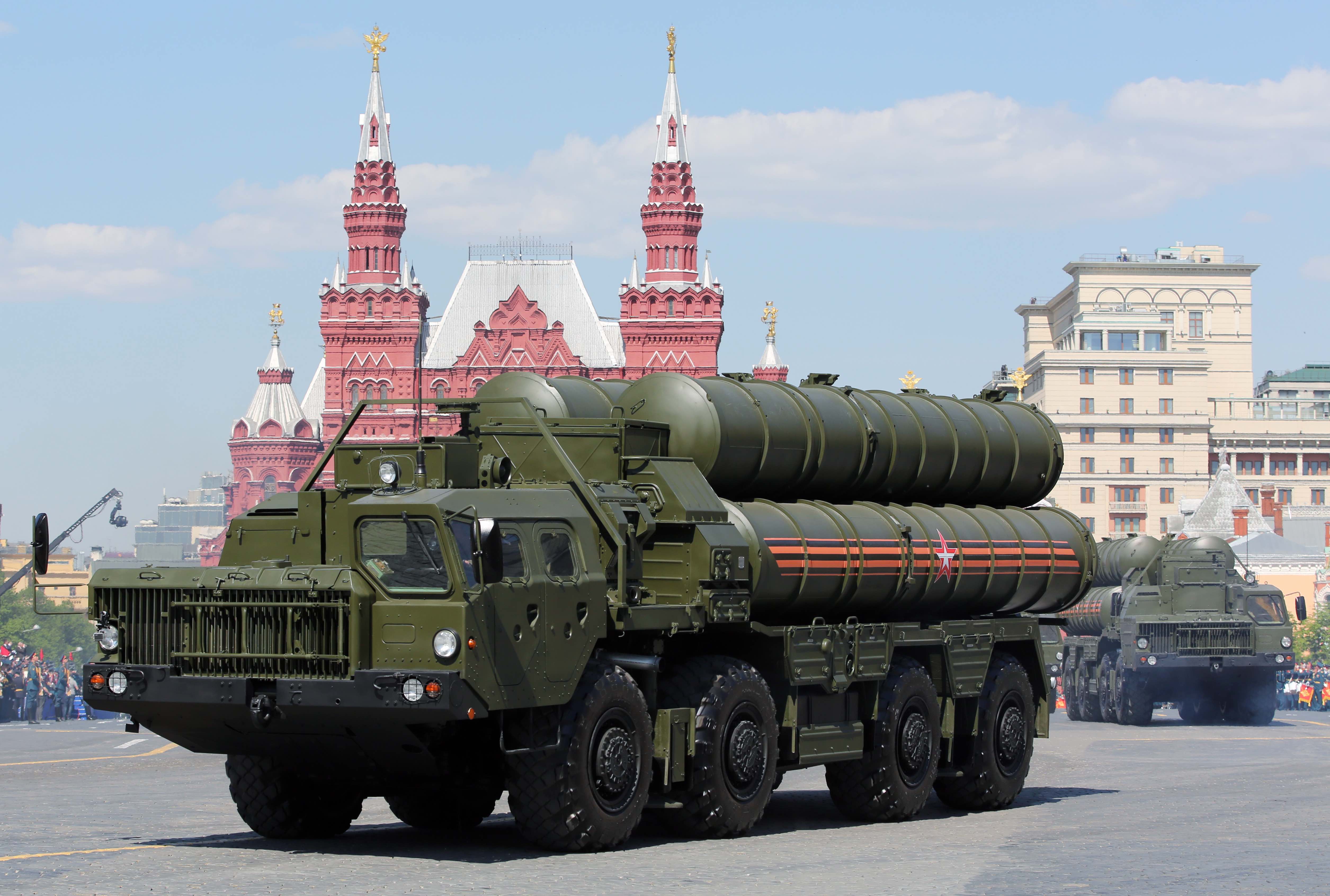 s-400"凯旋"防空导弹系统在俄远东萨哈林州开始战斗值勤