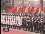 习近平举行仪式欢迎丹麦女王访华