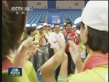 李克强看望南京青奥会志愿者时寄语 弘扬志愿服务精神 彰显社会道德力量