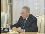 习近平同哈萨克斯坦总统举行会谈