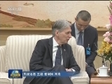 李克强会见英国首相特使 财政大臣