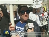美国爆发大规模反枪支暴力游行