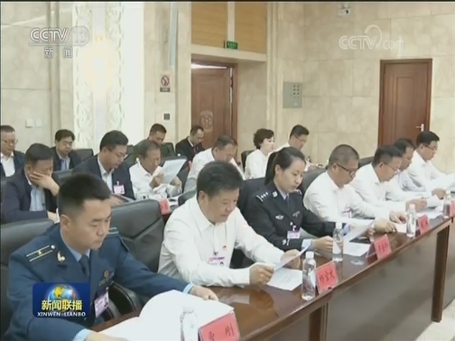 曹建明率中央代表团四分团在银川市看望慰问各族各界干部群众