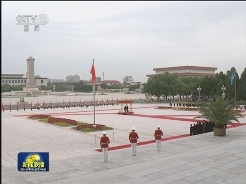 习近平举行仪式欢迎哈萨克斯坦总统访华