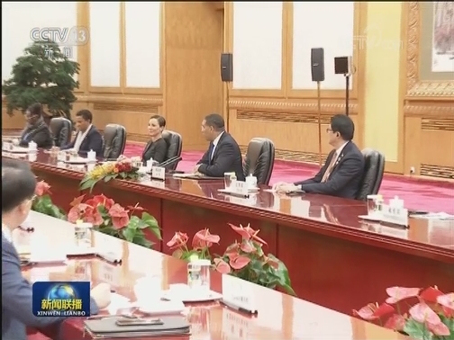 李克强同牙买加总理举行会谈