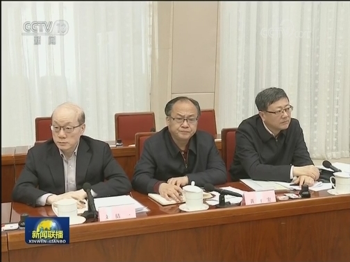 李克强主持召开中央应对新型冠状病毒感染肺炎疫情工作领导小组会议 贯彻习近平总书记重要讲话和中央政治局常委会会议精神 进一步部署疫情防控工作