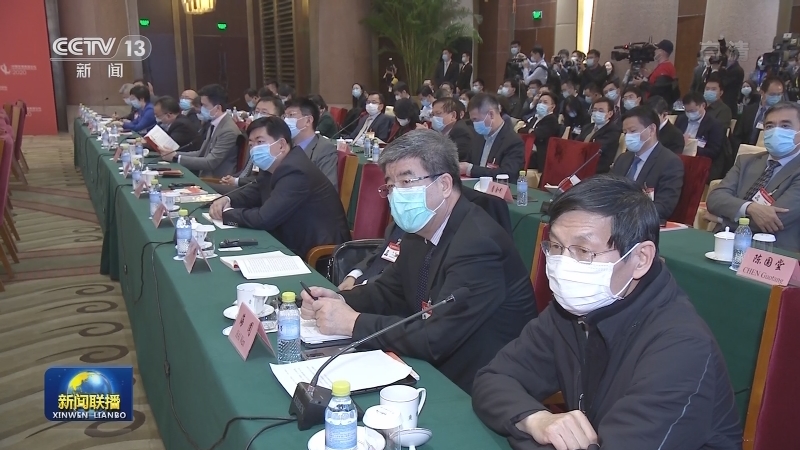 韩正出席中国发展高层论坛