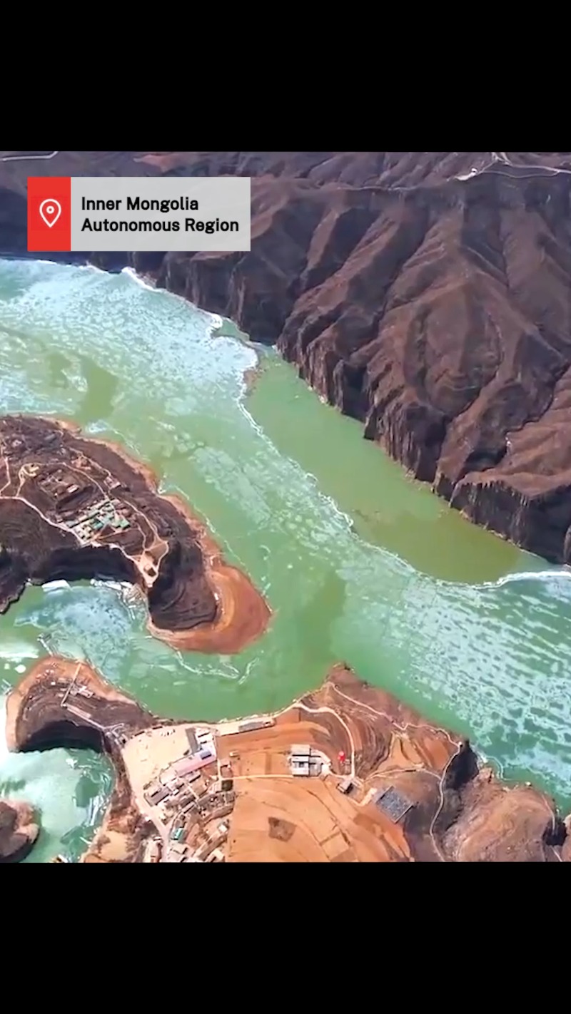 the beauty of ice thawing along yellow river