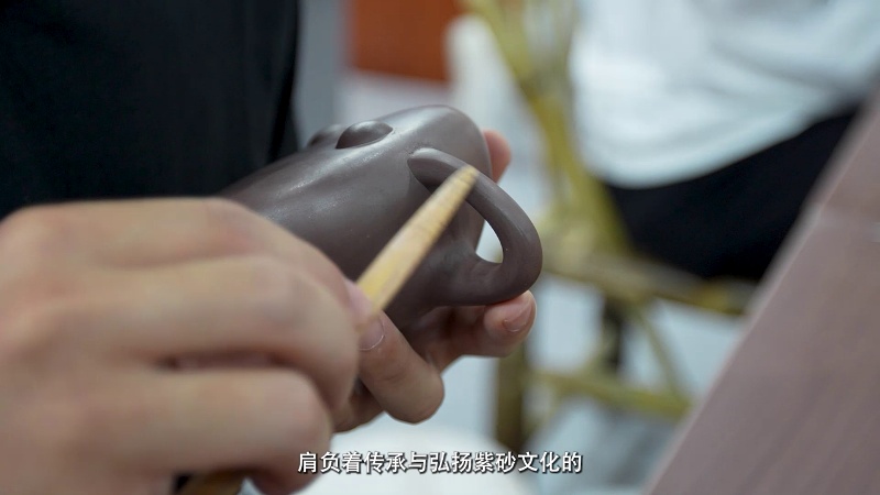 "景舟故里 紫韵洋渚"——景舟故居紫砂作品捐赠暨紫砂新薪班开班举行