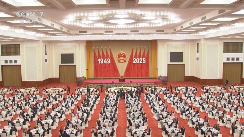 《正午国防军事》 20251001