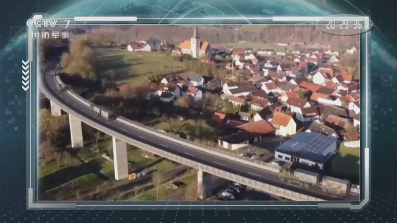 《防务新观察》 20251223 乌无人机远程打击里海俄舰艇 欧洲24国举债援乌 普京称俄军将有更多战果