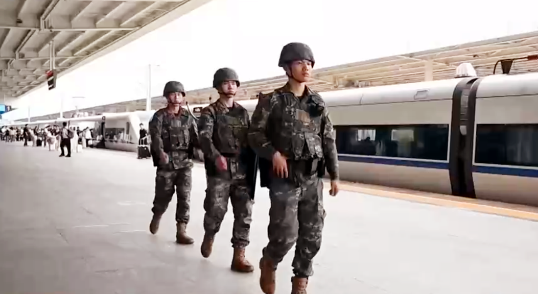 端午假期各地官兵坚守执勤一线 全力守护群众平安出行