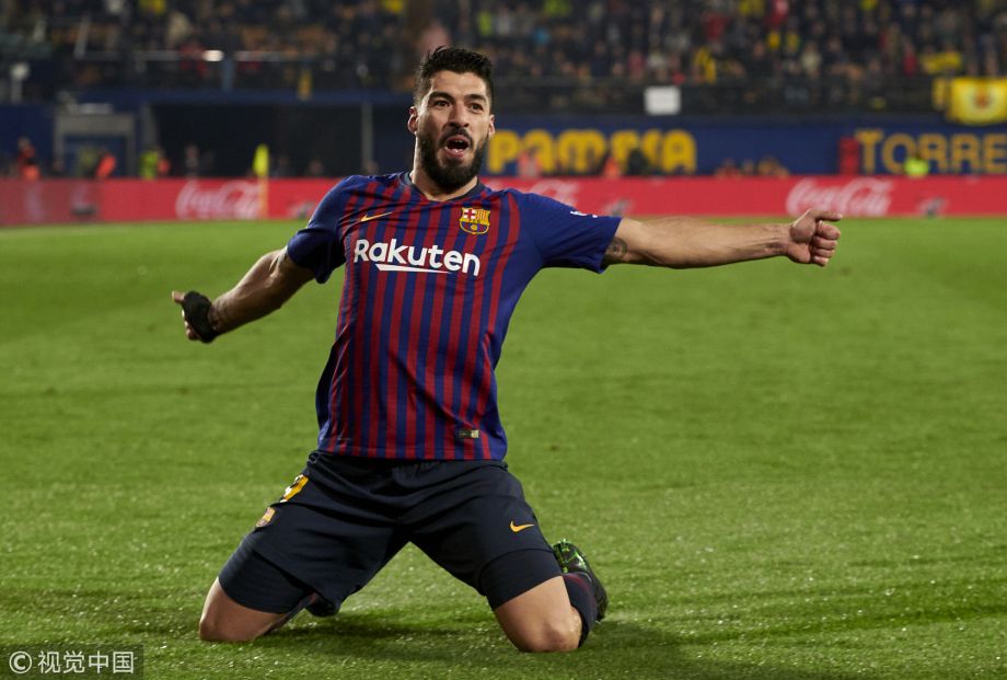 [高清组图]梅西任意球破门苏牙绝平 黄潜4-4巴萨