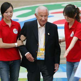 图经典回顾萨马兰奇中国的奥运红娘