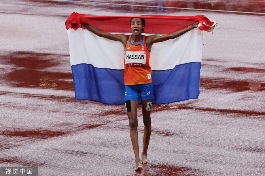 [图]田径女子5000米决赛 荷兰选手哈桑·西凡夺金