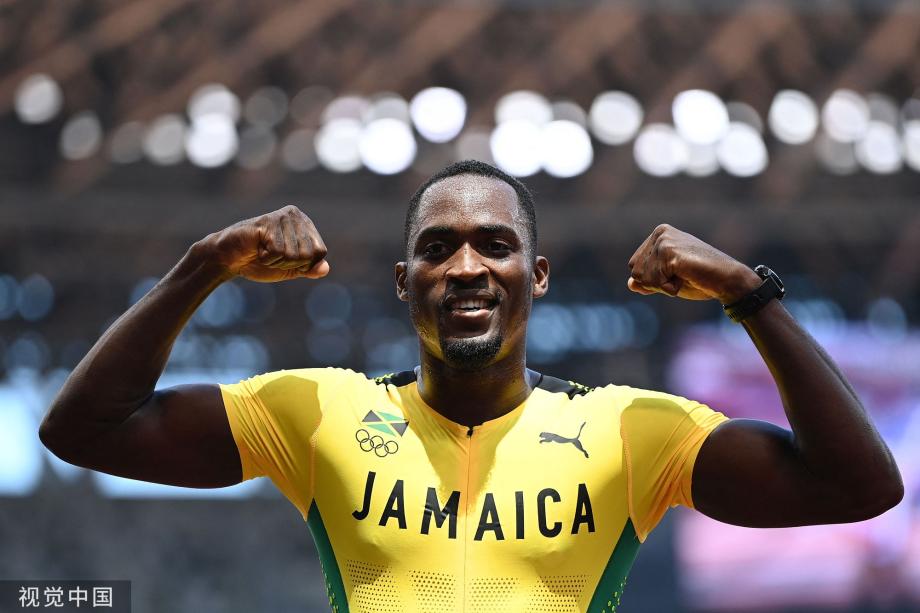 [图]男子110米栏-牙买加选手逆转美国选手夺冠