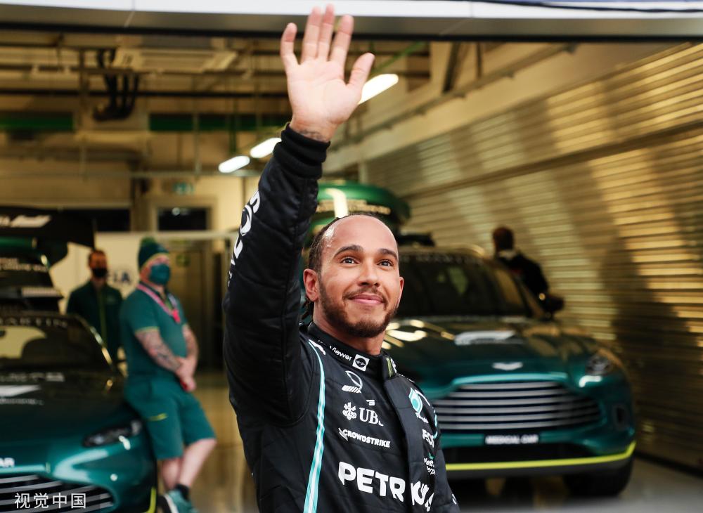 图f1俄罗斯站汉密尔顿夺生涯第100冠