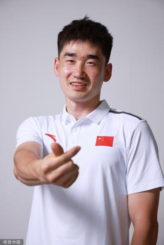 图冬奥人物中国钢架雪车第一人耿文强